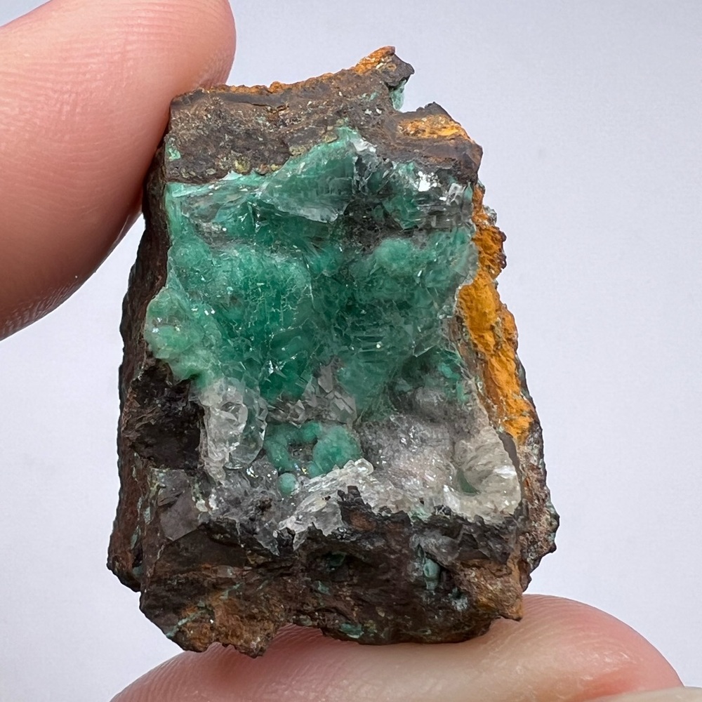 Calcite on Conichalcite